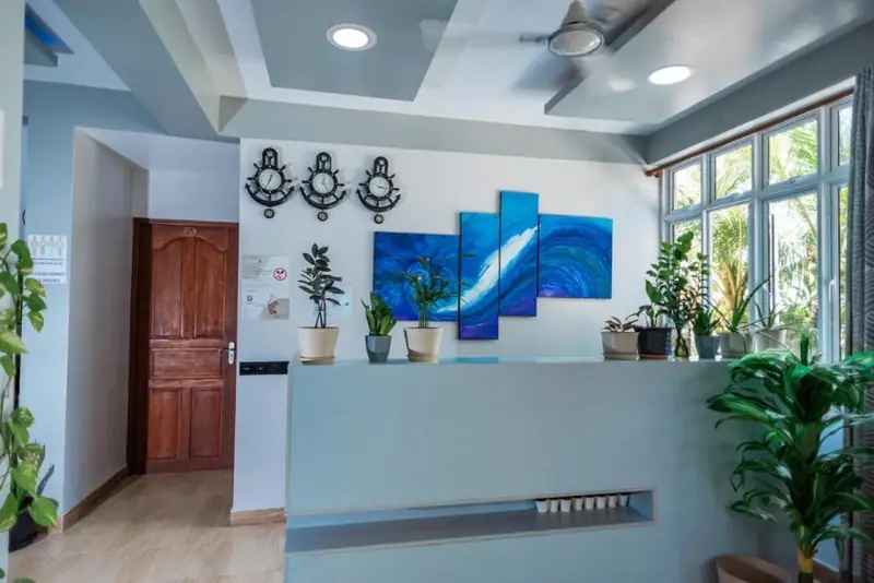 Reception desk